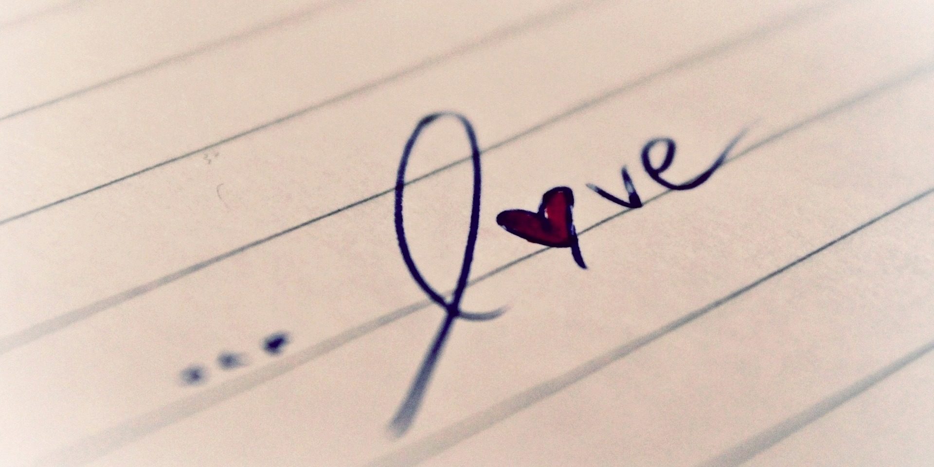 love-771009_1920