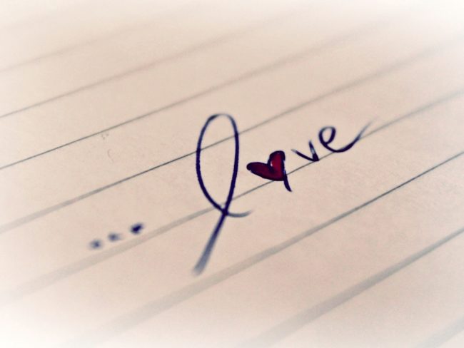love-771009_1920
